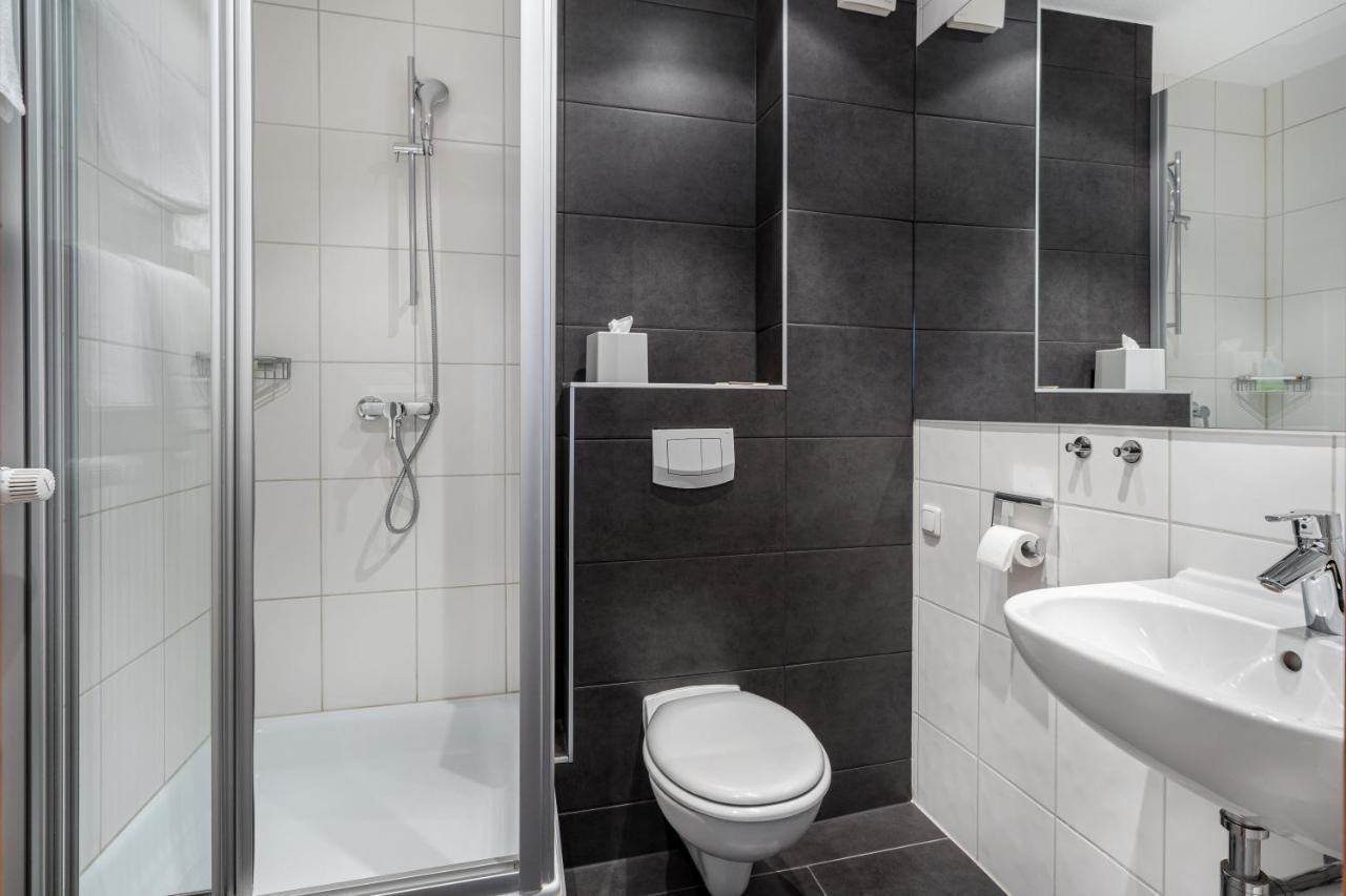 Schieners & Apfelhof 3*